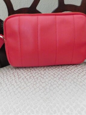 Talbots Red Leather Crossbody Double Gold Zippers Carried Once Super Soft